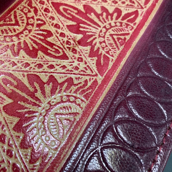 Textured clutch purse from India - Picture 12 of 14